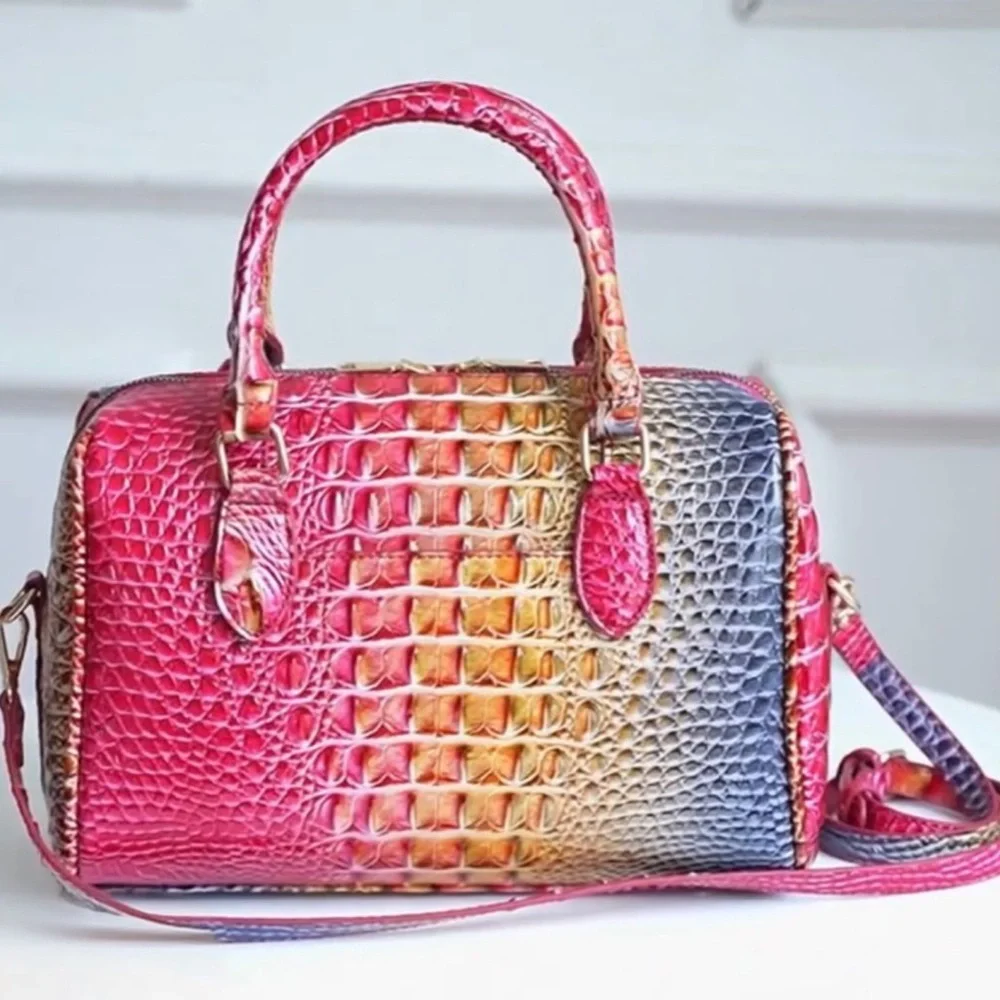Luxury Crocodile Pattern Handbag, Classic Boston Bag Style